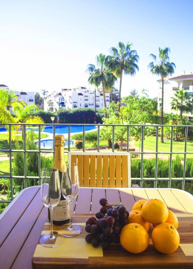Walk To Puerto Banus, 2Br, 2Bth, Pool Apartment Marbella Exterior photo