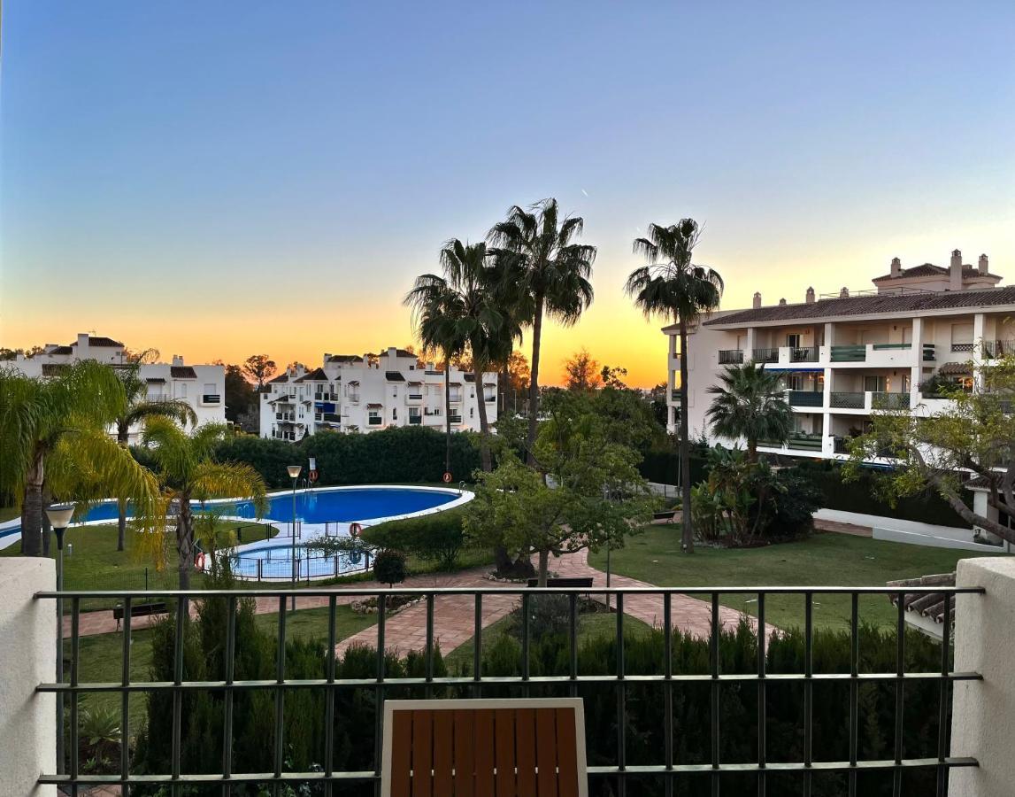 Walk To Puerto Banus, 2Br, 2Bth, Pool Apartment Marbella Exterior photo